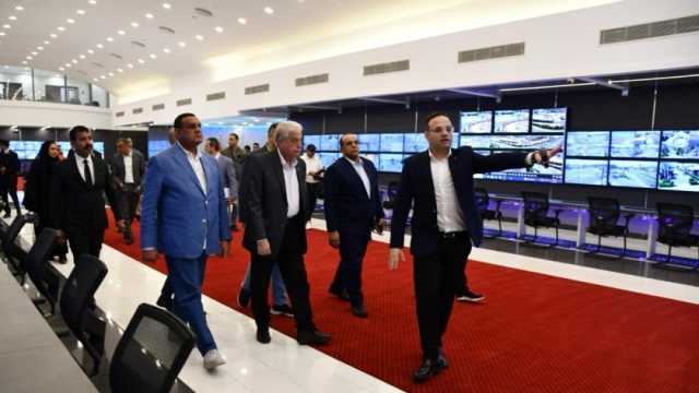 وزير التنمية المحلية يتفقد مضمار الهجن والقرية التراثية بجنوب سيناء