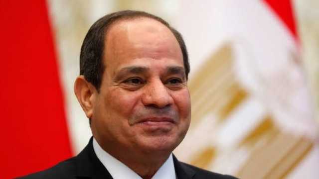 الرئيس السيسي لـ هاني شاكر خلال حفل يوم المرأة المصرية: سعيد إني بشوفك