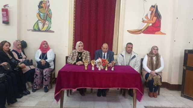 تكريم الفائزين بالمراكز الأولى في مسابقات العام الدراسي بالمنيا