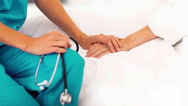 6 تحذيرات لأصحاب الأمراض المزمنة في العيد.. «بلاش فسيخ ورنجة»