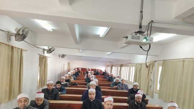 انطلاق دورة في اللغة العربية لـ50 إمام مسجد في جامعة مطروح (صور)