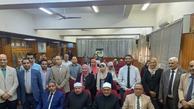 رئيس جامعة الأزهر يفتتح المعسكر التدريبي بحاضنة الأعمال التكنولوجية في أسيوط