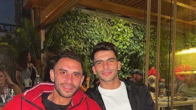دموع زيزو لا تجف بعد الوفاة المفاجئة للمعد البدني للزمالك.. فيديو مؤثر جديد