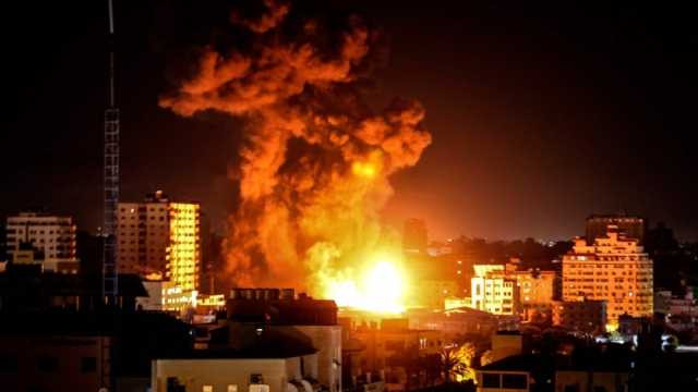 «القاهرة الإخبارية»: وابل من القذائف المدفعية على المناطق الشمالية من قطاع غزة
