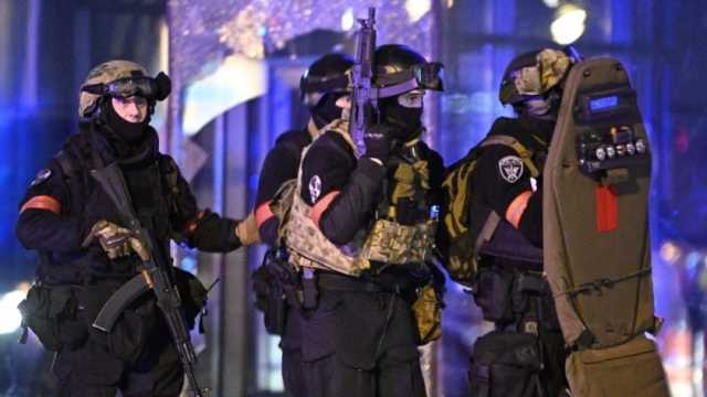 روسيا تعلن مقتل 40 شخصا وإصابة 100 في الهجوم الإرهابي بمدينة كروكوس
