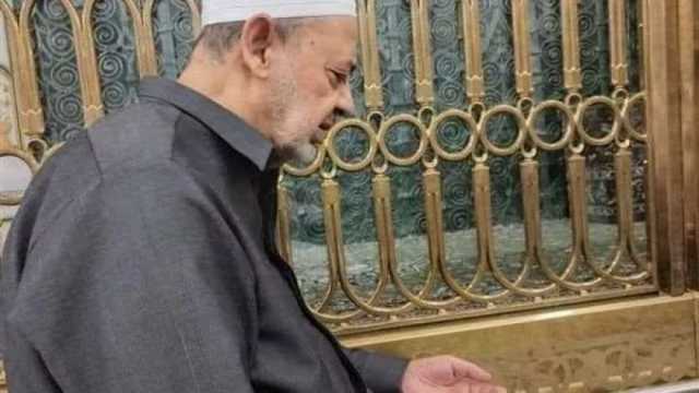 14 عاما على كرسي المشيخة.. أبرز تكريمات شيخ الأزهر في ذكرى ميلاده