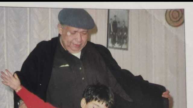 في ذكرى وفاته.. رسالة مؤثرة من شاعر البسطاء صلاح جاهين لزوج ابنته