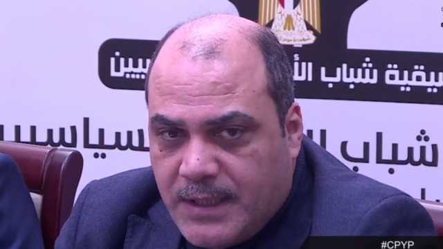 محمد الباز لـ«ملعب الفن»: «أحد المشايخ كان يحفظني القرآن الكريم كأنه حياة»