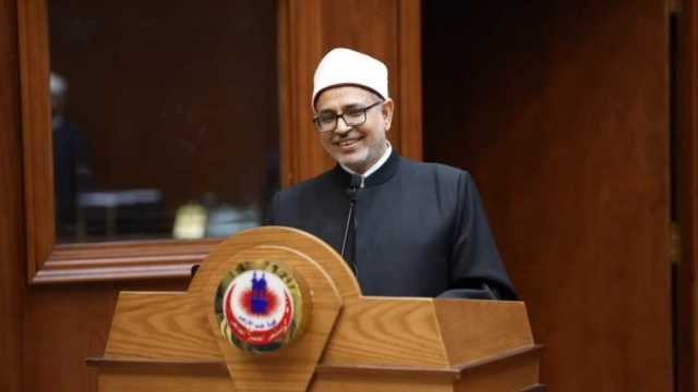 رئيس جامعة الأزهر يهنئ الخريجين الجدد: اجتهدوا في طلب العلم وحافظوا على القمة