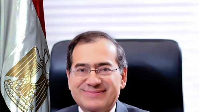 «الملا» يصدر حركة تنقلات بقطاع البترول.. لتحقيق الأهداف المستقبلية