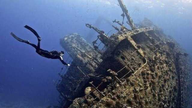 السفن الغارقة تحوِّل شواطئ الغردقة لأكبر متحف تحت الماء (صور)
