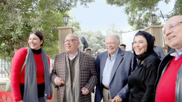 صلاح عبدالله: «عتبات البهجة» دعوة إلى الحب والتسامح