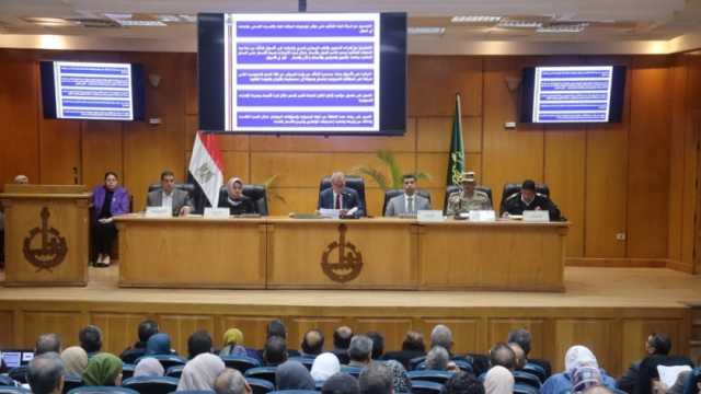 محافظ القليوبية يقرر رفع درجة الاستعداد لتأمين المنشآت في عطلة العيد