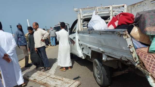 إصابة 3 أشخاص في تصادم سيارتين بطريق الإسماعيلية الصحراوي