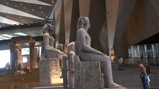 المتحف المصري الكبير: عرض قطع أثرية لأول مرة في قاعة الملك توت عنخ آمون