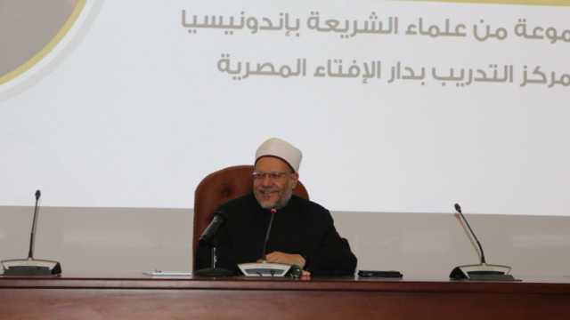 المفتي يهنئ الرئيس السيسي بذكرى انتصارات العاشر من رمضان