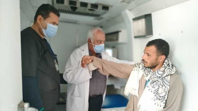 توقيع الكشف الطبي على 1334 مريضا في قافلة مجانية بالمنيا