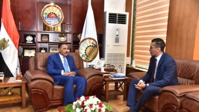 محافظ مطروح يشيد بدور «هيئة الاستعلامات» في مجال التوعية والتثقيف