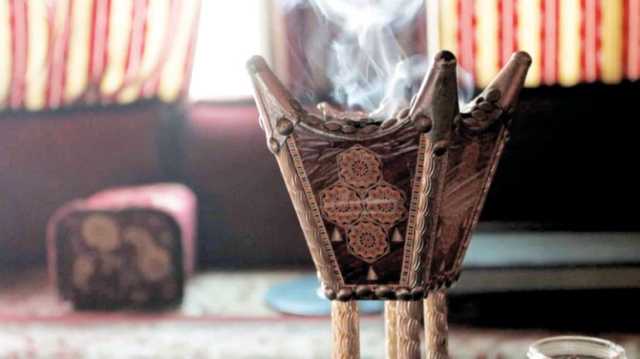 مع قرب حلول عيد الفطر المبارك.. “سعود الطبية” تحذر من استنشاق دخان البخور بإفراط