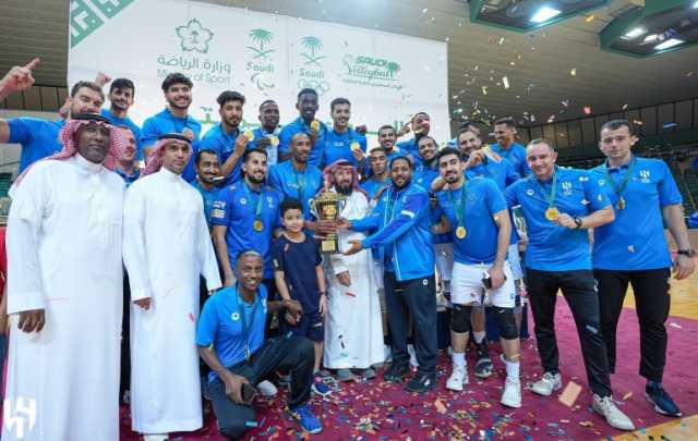 “طائرة الهلال” تُحلّق بكأس الدوري الممتاز