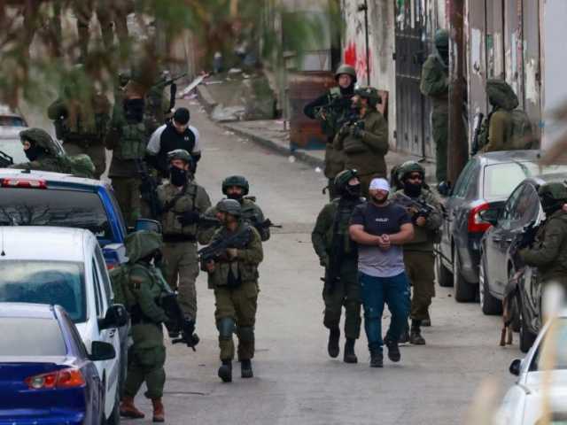 منذ 7 أكتوبر الماضي.. الاحتلال الإسرائيلي يعتقل 8815 فلسطينيًا من “الضفة”
