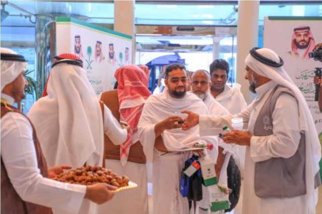 لليوم الثاني.. “الشؤون الإسلامية” تستقبل 460 حاجًا من ضيوف خادم الحرمين الشريفين