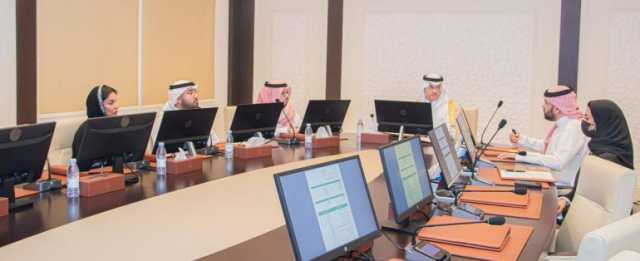 محافظ الأحساء يرأس اجتماع مجلس إدارة ميدان الفروسية 