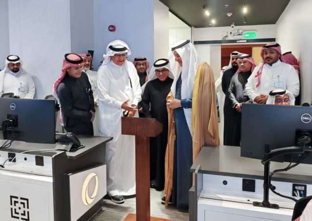الوزير الفضلي يفتتح مركز عمليات عملاء “المياه الوطنية”