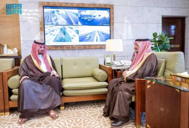 استمع لجهود الأمانة خلال أيام عيد الفطر المبارك.. الأمير فيصل بن بندر يستقبل أمين منطقة الرياض