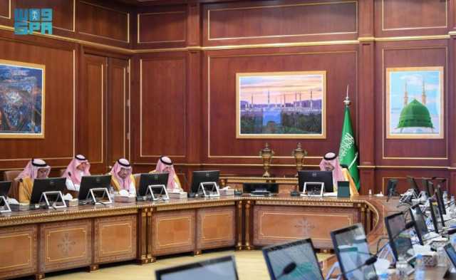 أمير المدينة المنورة يرأس اجتماع لجنة الحج والزيارة بالمنطقة