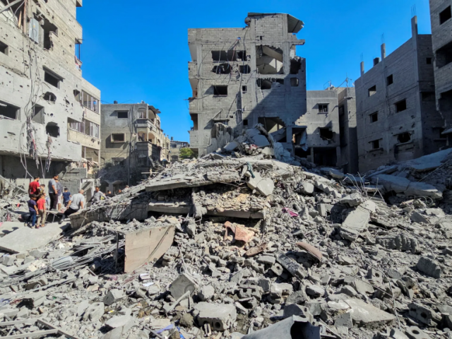 بينهم أطفال ونساء.. استشهاد 22 فلسطينيًا في قصف إسرائيلي همجي على شرق مدينة غزة