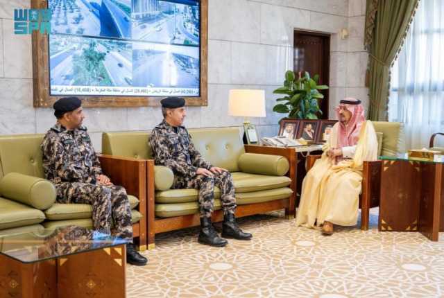 أمير الرياض يستقبل قائد قوات أمن المنشآت بالمنطقة ونائبه