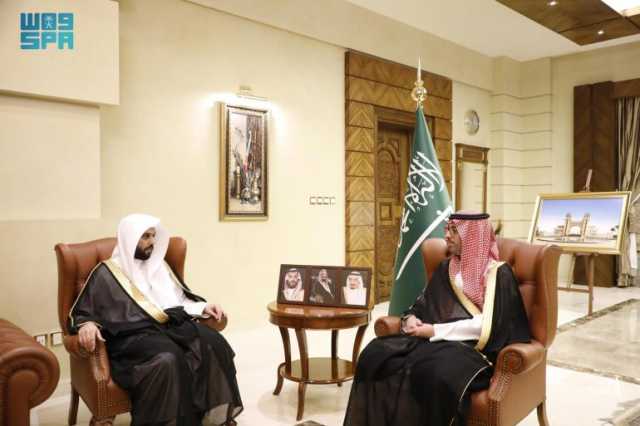 استمع لشرح عن تطور الخدمات المقدمة للمستفيدين.. محافظ جدة يستقبل رئيس المحكمة الجزائية بالمحافظة