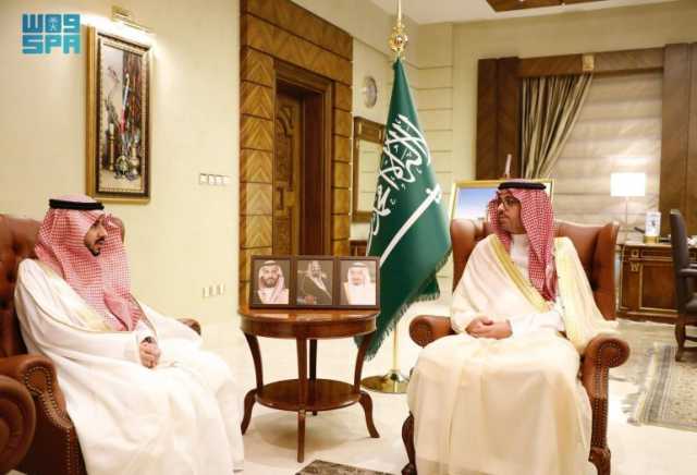 محافظ جدة يستقبل مدير مكتب وزارة البيئة والمياه والزراعة بالمحافظة