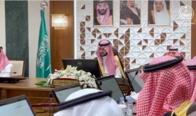 نيابة عن الأمير سعود بن نايف.. نائب أمير الشرقية يترأس اجتماع المحافظين بالمنطقة