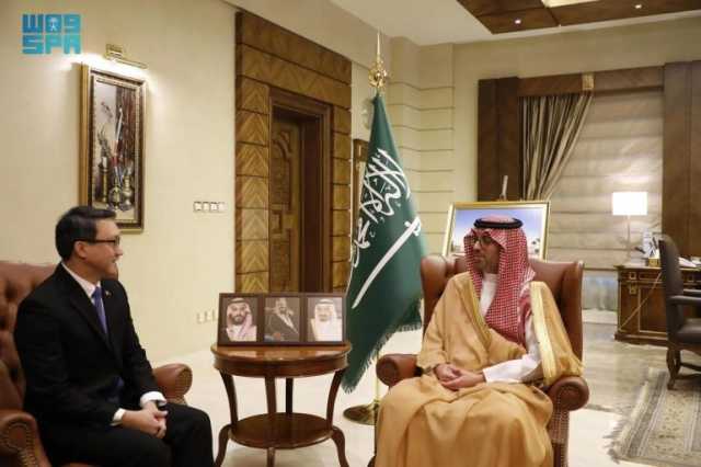 ناقشا الموضوعات ذات الاهتمام المشترك.. محافظ جدة يستقبل القنصل العام للفلبين