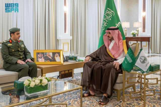 تسلّم تقرير الإنجاز السنوي لها خلال 2024.. أمير الجوف يستقبل مدير جوازات المنطقة المكلف