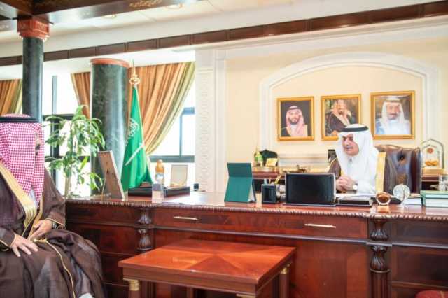 بمناسبة تكليفه حديثًا.. أمير تبوك يستقبل مدير إدارة الكهرباء بالمنطقة