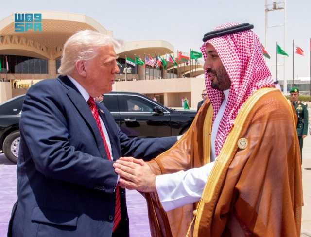 سمو ولي العهد في مقدمة مودعيه.. رئيس الولايات المتحدة يغادر المملكة