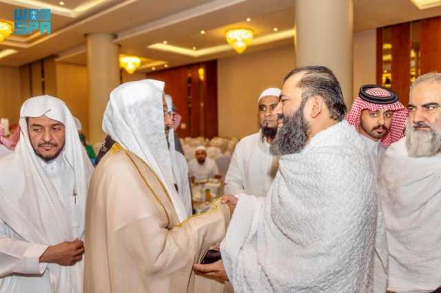 وزير “الشؤون الإسلامية” يتفقّد مقار ضيوف برنامج خادم الحرمين الشريفين بمكة