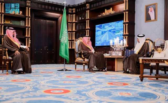 تسلم التقرير السنوي لمنجزاته لعام 2024.. أمير الباحة يستقبل مدير فرع “الموارد البشرية” بالمنطقة