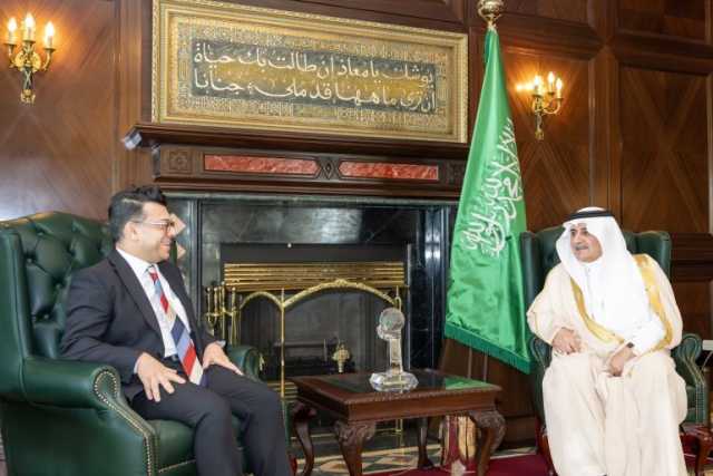 بحثا عددًا من الموضوعات ذات الاهتمام المشترك.. أمير منطقة تبوك يستقبل السفير المالطي لدى المملكة