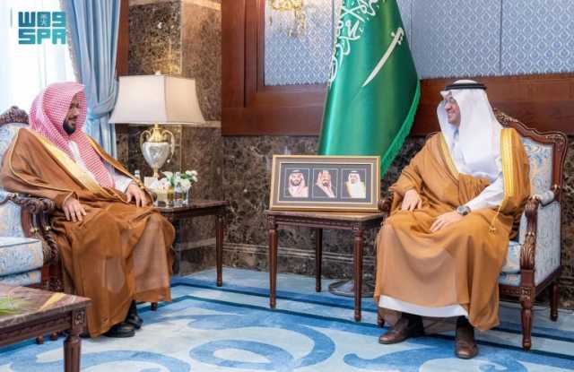 اطلع على منجزاتها خلال عام 1446هـ.. مُحافظ الأحساء يستقبل رئيس المحكمة الإدارية بالمحافظة