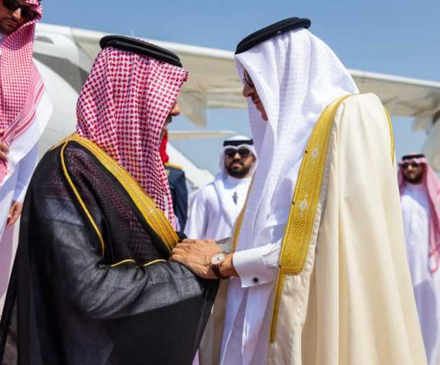 وزير الخارجية يصل إلى البحرين لترؤس اجتماع اللجنة التنفيذية لمجلس التنسيق السعودي-البحريني