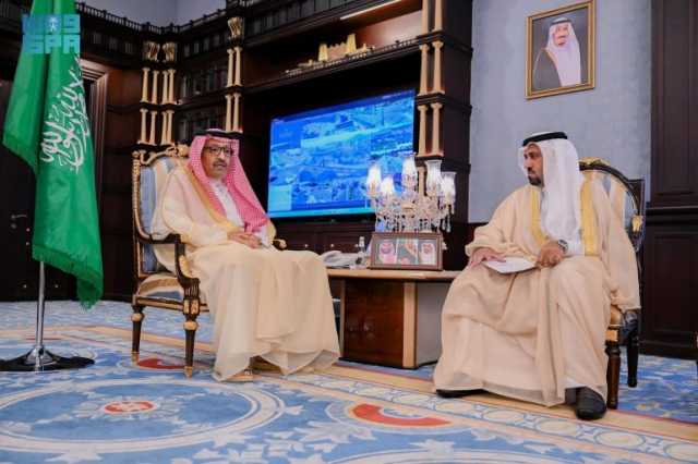 اطّلع على تقرير عن أعمالها.. أمير الباحة يستقبل رئيس مجلس إدارة الغرفة التجارية بالمنطقة