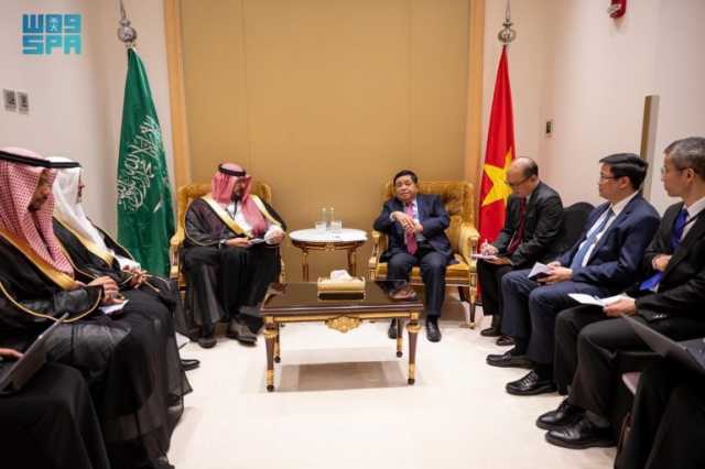 ناقشا سبل تعزيز التعاون الاقتصادي.. وزير الاقتصاد والتخطيط يجتمع مع نائب رئيس الوزراء الفيتنامي