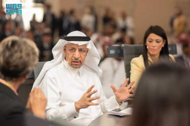 وزير الاستثمار: اقتصاد المملكة لم يعد قائمًا على النفط فـ”40%” من ميزانيتها تمولها العوائد غير النفطية