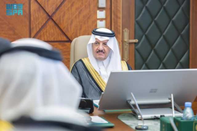 أكد أنه يعتمد على تعاليم الدين الإسلامي والهوية الوطنية.. أمير المنطقة الشرقية يرأس اجتماع اللجنة العليا لمشروع مجتمع الذوق