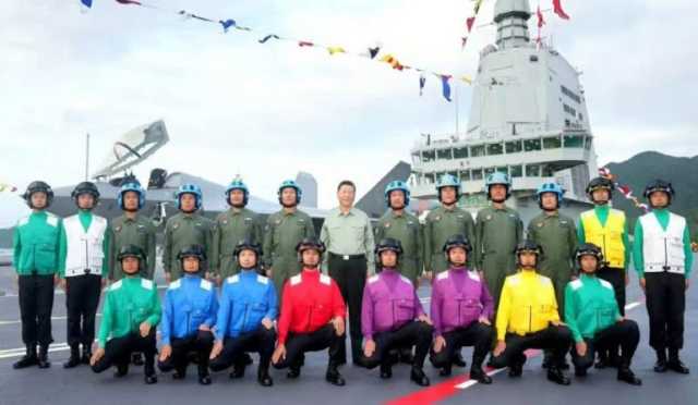 في مراسم رسمية حضرها الرئيس الصيني شي شين بينغ.. الصين تدشن حاملة الطائرات الجديدة “فوجيان”