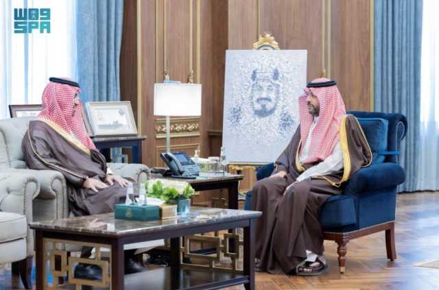 بمناسبة تعيينه حديثًا.. أمير الحدود الشمالية يستقبل الرئيس التنفيذي للمكتب الاستراتيجي لتطوير المنطقة